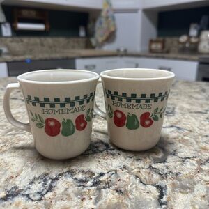 Homemade Design Ceramic Mugs - Red and Green